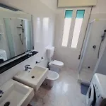Rosa Apartment *